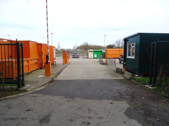 Foto ingang recyclagepark Hoeilaart