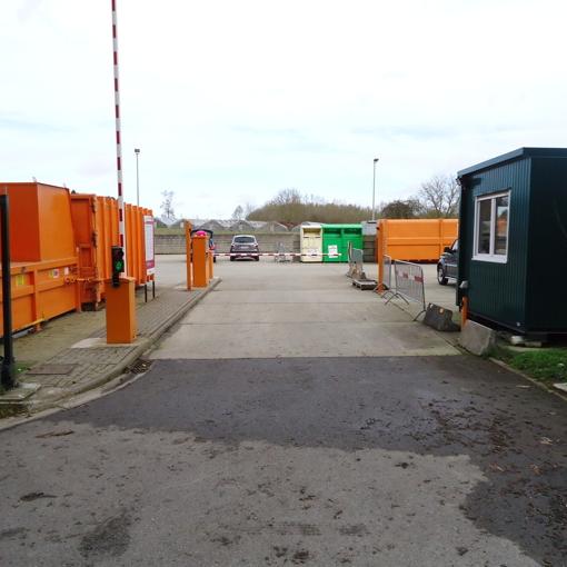 Foto ingang recyclagepark Hoeilaart